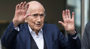  أسوأ قرار .. بلاتر يواصل هجومه على كأس العالم 2026