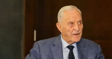 الأعيان ينعى رئيس الوزراء والعين الأسبق احمد عبيدات: الأردن فقد قامة وطنية ورجل دولة من الطراز الرفيع