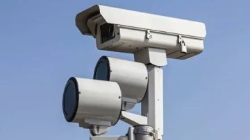 عمان تتحول لمدينة ذكية: 5500 كاميرا ذكية لرصد المرور ومخالفات القيادة عمان تتحول لمدينة ذكية: 5500 كاميرا ذكية لرصد المرور ومخالفات القيادة