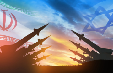 مسؤول إسرائيلي: كل النظام الإيراني هدفنا .. ورد إيراني: بدأتم مسارا نهايته لن تكون بأيديكم