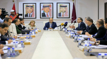 اللجنة المالية النيابية تناقش استيضاحات ديوان المحاسبة بشأن استثمارات صندوق الضمان الاجتماعي اللجنة المالية النيابية تناقش استيضاحات ديوان المحاسبة بشأن استثمارات صندوق الضمان الاجتماعي