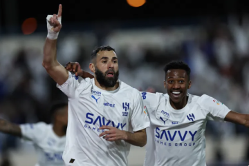 بنزيمة يطيح بـ نونيز خارج قائمة الهلال في الدوري السعودي