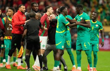 جدل مستمر.. اعتراف جديد يهز نهائي السنغال والمغرب جدل مستمر.. اعتراف جديد يهز نهائي السنغال والمغرب