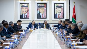 مبادرة نيابية تبحث سبل تحسين أوضاع المخيمات وتطوير الخدمات الأساسية بحضور دائرة الشؤون الفلسطينية