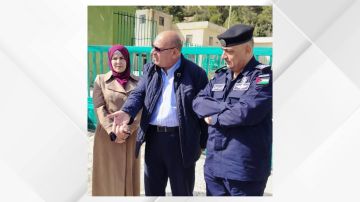 محافظ جرش يتابع انقطاع الإنارة على طريق جرش- عجلون محافظ جرش يتابع انقطاع الإنارة على طريق جرش- عجلون