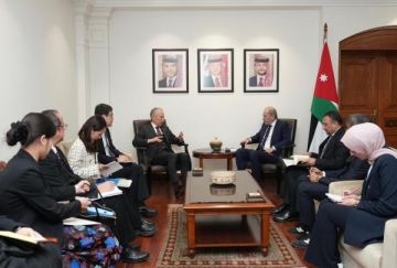 الصفدي يستقبل المساعد الخاص لوزير خارجية اليابان ويبحث تعزيز التعاون