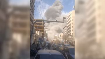 الملك عبدالله يدين استهداف الأردن والدول العربية والجيش يتصدى لـ49 صاروخا ومسيرة الملك عبدالله يدين استهداف الأردن والدول العربية والجيش يتصدى لـ49 صاروخا ومسيرة