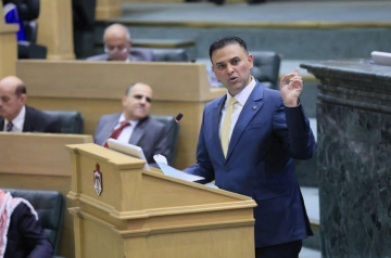 النائب وليد المصري ينتقد غياب رئيس الوزراء المستمر عن جلسات البرلمان: القاضي يرد بتوضيح حول المصلحة العامة