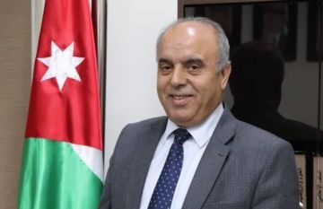 محافظة يوجه رسالة للمعلمين بمناسبة يوم المعلم العربي محافظة يوجه رسالة للمعلمين بمناسبة يوم المعلم العربي