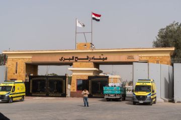 لماذا يخشى نتنياهو ختم فلسطين على جوازات المسافرين عبر معبر رفح؟