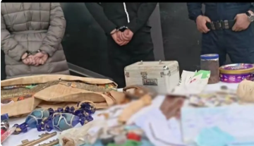 الجزائر.. توقيف مشعوذة ضمن شبكة إجرامية استولت على 30 مليار سنتيم الجزائر.. توقيف مشعوذة ضمن شبكة إجرامية استولت على 30 مليار سنتيم