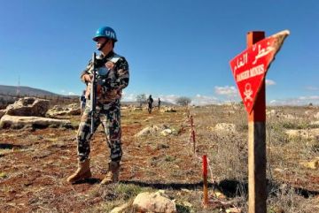 يونيفيل تحذر: الجيش الإسرائيلي أسقط مادة كيميائية جنوب لبنان يونيفيل تحذر: الجيش الإسرائيلي أسقط مادة كيميائية جنوب لبنان