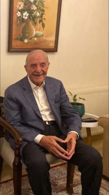 السيده فدوى عبدالمجيدعبيدات تنعى أخيها دولة الباشا احمد عبيدات