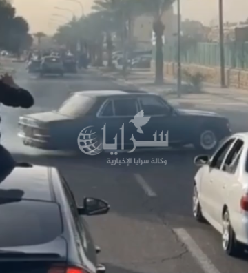 ضبط مركبات ظهرت تسير بشكل مواكب وسائق احداها يقوم بالتشحيط - فيديو