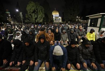 35 ألفا يؤدون صلاتي العشاء والتروايح في الأقصى الخميس