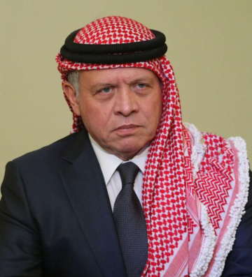 الملك يتلقى اتصالا هاتفيا من الرئيس الفرنسي الملك يتلقى اتصالا هاتفيا من الرئيس الفرنسي