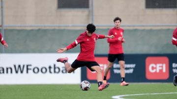 المنتخب الوطني تحت 20 عاما يغادر إلى سنغافورة لمعسكر تدريبي تحضيري