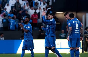 بنزيما يرد على 