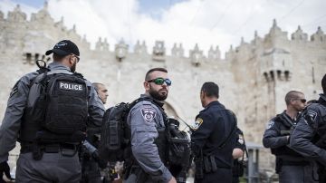 إعلام عبري: اعتقالات في صفوف مسؤولين إسرائيليين بشبهة اختلاس أموال تبرعات الحرب إعلام عبري: اعتقالات في صفوف مسؤولين إسرائيليين بشبهة اختلاس أموال تبرعات الحرب