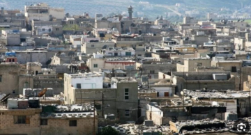 الحكومة تحل أزمة أراضي المخيمات: مبادلة الأراضي تعيد الحقوق لأصحابها وتحفظ المصلحة العامة