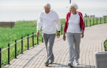 تمارين تحافظ على الصحة وتدعم الشيخوخة الصحية: 8 أنواع من النشاط البدني لتعزيز القوة والطاقة