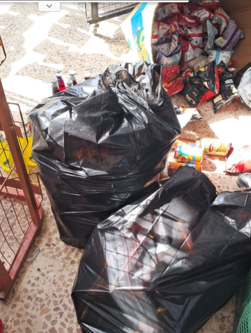 بالصور .. ضبط وإتلاف ربع طن من المواد الغذائية الفاسدة في لواء غرب إربد بالصور .. ضبط وإتلاف ربع طن من المواد الغذائية الفاسدة في لواء غرب إربد