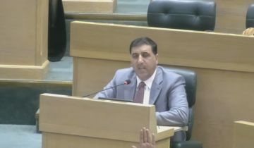 نائب يروي قصة معلم عمل (4) اشهر وتوفي قبل استلام أي راتب.. ويحذر من قنبلة البطالة نائب يروي قصة معلم عمل (4) اشهر وتوفي قبل استلام أي راتب.. ويحذر من قنبلة البطالة