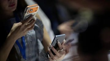 Galaxy S26 يتسلح بميزة ذكية لمواجهة أخطر تهديدات الهواتف Galaxy S26 يتسلح بميزة ذكية لمواجهة أخطر تهديدات الهواتف