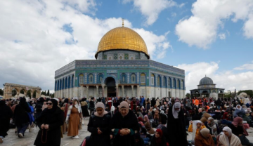 إسرائيل تصدر 300 قرار إبعاد عن الأقصى خلال أيام