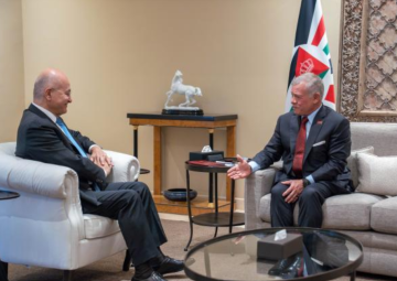 الملك يستقبل المفوض السامي للأمم المتحدة لشؤون اللاجئين