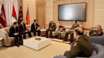 رئيس هيئة الأركان المشتركة يستقبل وفدا من شركة نورينكو الصينية