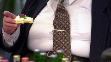 دراسة تؤكد العلاقة بين قوة الذاكرة ونسبة الدهون في منطقة البطن دراسة تؤكد العلاقة بين قوة الذاكرة ونسبة الدهون في منطقة البطن