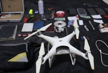 سوريا.. إحباط تهريب كمية كبيرة من المخدرات إلى الأردن (صور) سوريا.. إحباط تهريب كمية كبيرة من المخدرات إلى الأردن (صور)