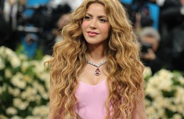 شاكيرا توجه رسالة للمصريين شاكيرا توجه رسالة للمصريين