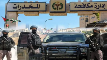 وفاة مطلوب مخدرات بعد إلقاء القبض عليه في عملية أصيب بها أحد عناصر المكافحة