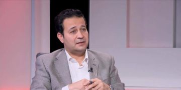 أبو رمان: المنطقة على بعد أيام من مواجهة عسكرية مع إيران أبو رمان: المنطقة على بعد أيام من مواجهة عسكرية مع إيران