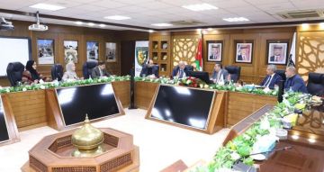 البلقاء التطبيقية تدعم 200 طالبة بـ 60 دينارا شهريا البلقاء التطبيقية تدعم 200 طالبة بـ 60 دينارا شهريا