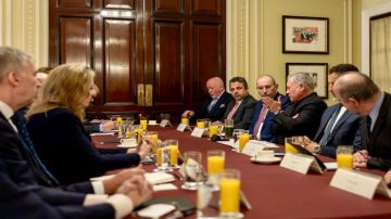 الملك من لندن: الإجراءات الإسرائيلية تنذر بتفاقم الصراع