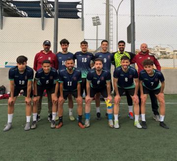 فريق جامعة البترا لكرة القدم يتصدر مجموعته في بطولة القائد بالعقبة
