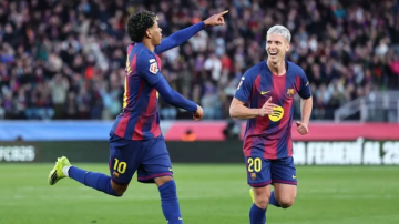 برشلونة يكتسح مايوركا وسط ويضمن المحافظة على الصدارة