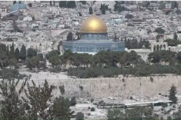 الاحتلال الإسرائيلي يعتقل إمام المسجد الأقصى المبارك