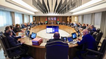 الحكومة تقرر تسديد متأخرات بقيمة 125 مليون دينار ليصبح مجموع ما تم تسديده 275 مليون دينار الحكومة تقرر تسديد متأخرات بقيمة 125 مليون دينار ليصبح مجموع ما تم تسديده 275 مليون دينار