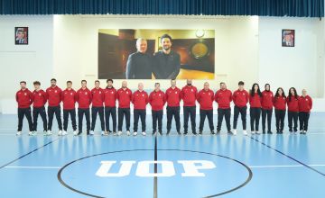 رئيس جامعة البترا يلتقي وفد الجامعة الرياضي قبيل توجهه إلى العقبة