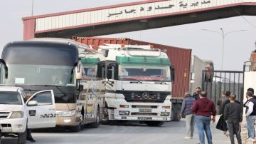 وزارة النقل : بحث ملف الشاحنات الأردنية مع الجانب السوري اليوم وزارة النقل : بحث ملف الشاحنات الأردنية مع الجانب السوري اليوم