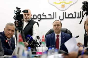 وزارة الاتصال الحكومي تعقد اجتماعا لاستعراض الخطة الإعلامية لشهر رمضان المبارك وزارة الاتصال الحكومي تعقد اجتماعا لاستعراض الخطة الإعلامية لشهر رمضان المبارك