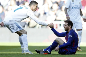 3 نجوم يسيطرون على قائمة الأعلى أجرا في آخر 20 عاما