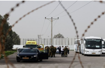 بطء الحركة عبر معبر رفح بين غزة ومصر بعد معاودة إسرائيل فتحه بطء الحركة عبر معبر رفح بين غزة ومصر بعد معاودة إسرائيل فتحه