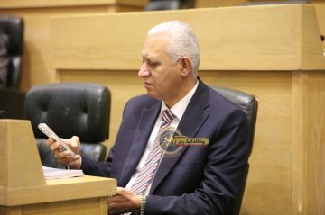 العموش يطالب بتجويد الماده ١٢ من قانون عقود التآمين تجنبا للنزاعات في المحاكم العموش يطالب بتجويد الماده ١٢ من قانون عقود التآمين تجنبا للنزاعات في المحاكم