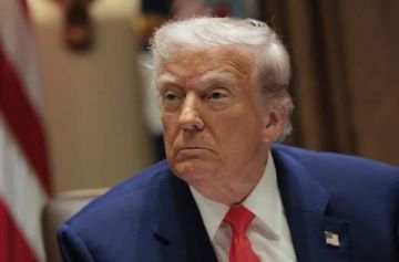 ترامب: أعتقد أنه يمكن التوصل إلى اتفاق مع إيران الشهر المقبل ترامب: أعتقد أنه يمكن التوصل إلى اتفاق مع إيران الشهر المقبل