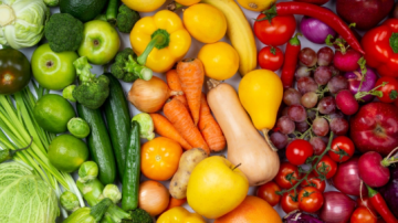 تعرف على أسعار الخضار والفواكة في السوق اليوم